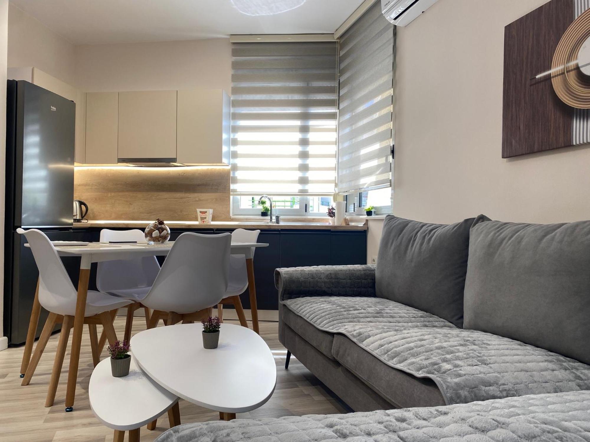 Central Cozy Apartment Tirana Exterior foto